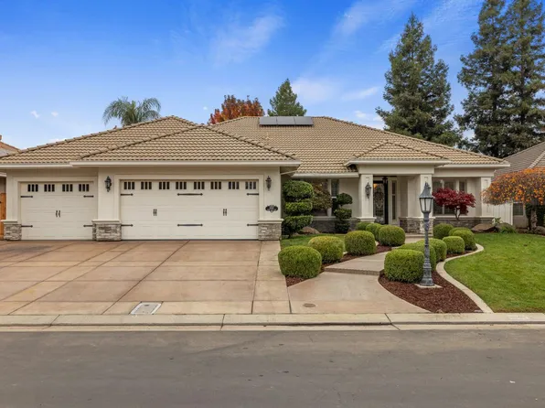 2067 Robin Hood Ln, Merced, CA 95340