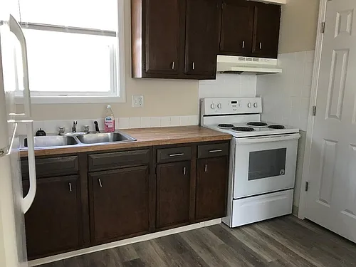 4713 Toronto St Photo 1