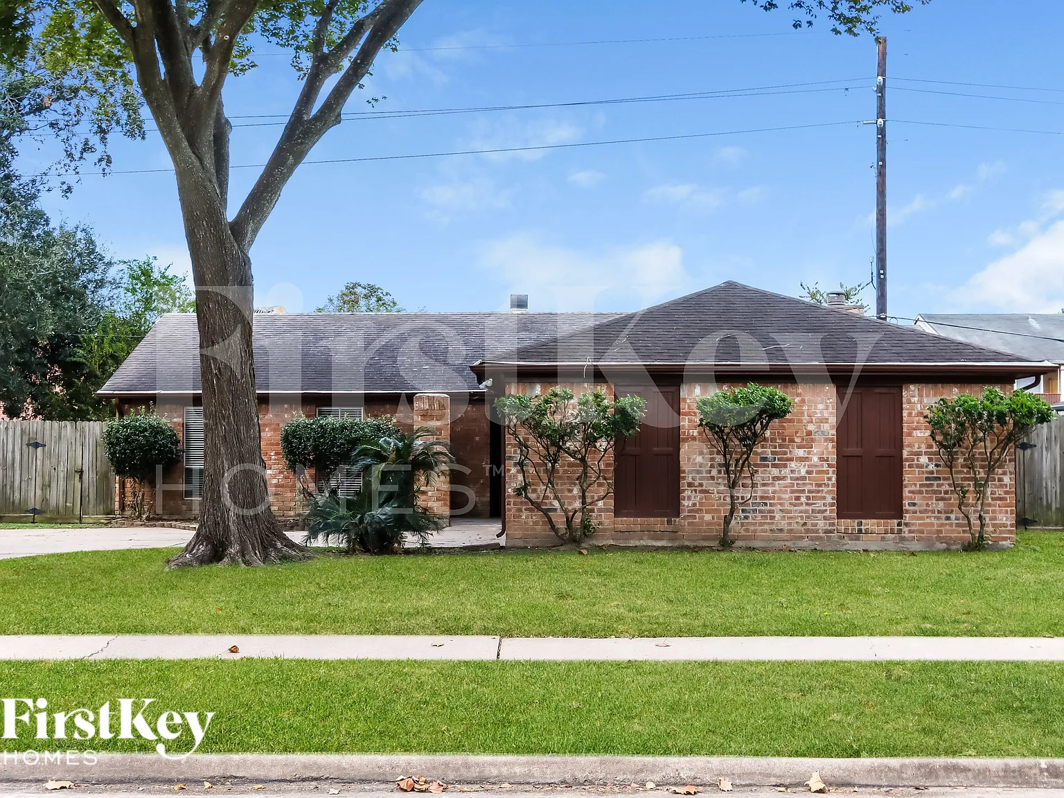 3 bed, 2.0 bath, 1863 sqft, $1,730 — Photo 1