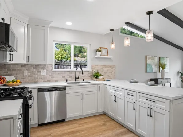 1512 Juanita Court, Napa, CA 94559