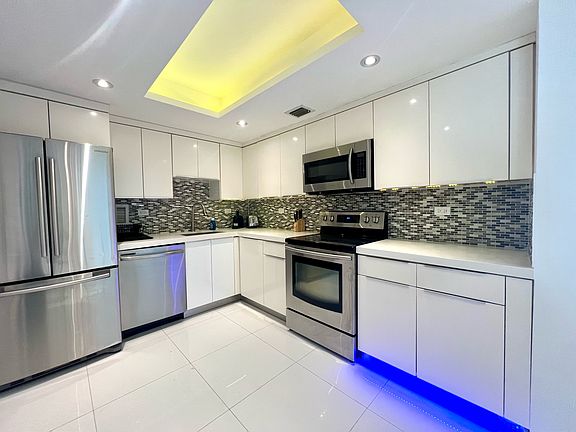 2nd image of 5555 Collins Ave APT 9Y