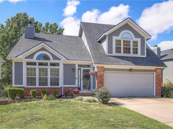 14715 W 123rd Ter, Olathe, KS 66062