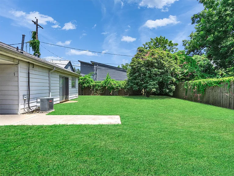 1502 Aldrich St — Photo 38