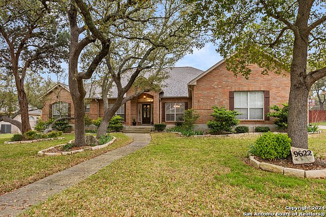2nd image of 9622 MAYTUM CIR