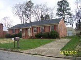 1212 Burlington Dr, Colonial Heights, VA 23834