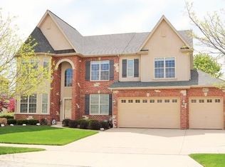 167 Freesia Ln, Elgin, IL 60124