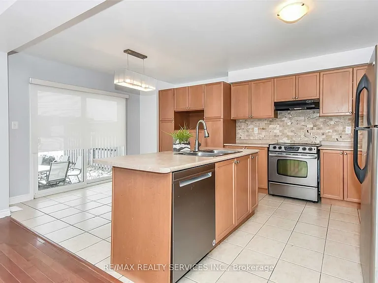 48 Fletcher Cir — Photo 13
