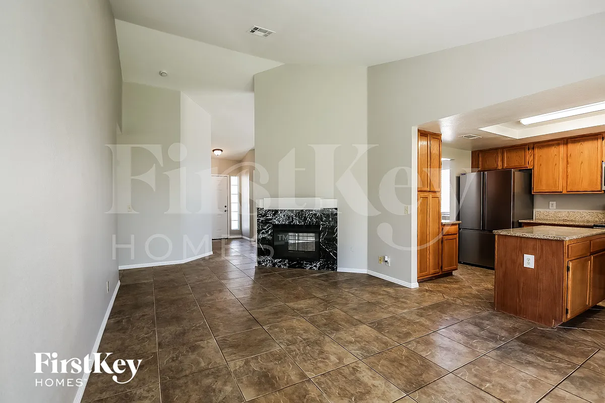 Building Photo - 5877 Cherry Falls Ct