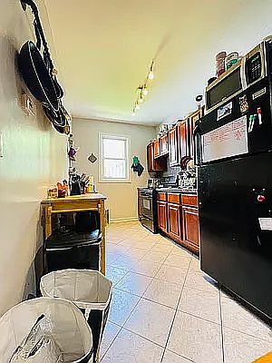 5th image of 207 Sumpter St #G3