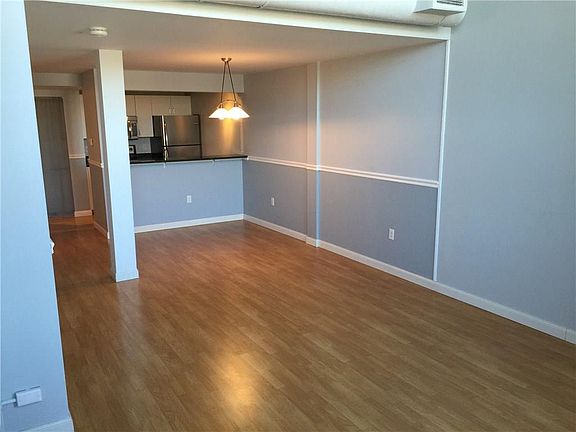 4th image of 494 Woonasquatucket Ave APT 421