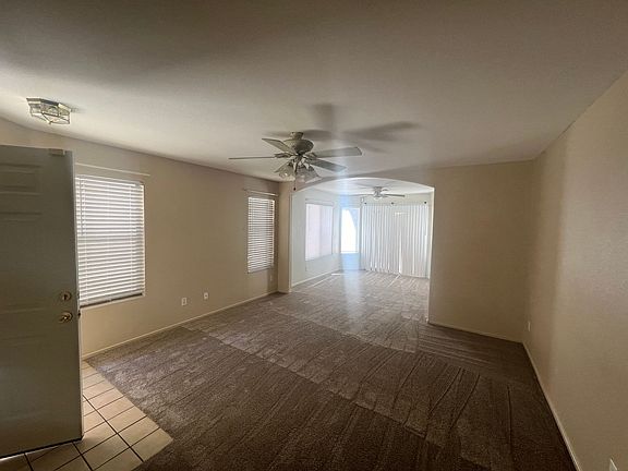 4th image of 9627 Grapeland Ave