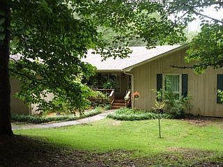 1st image of 148 Lakeway Dr