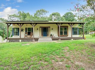6262 An County Road 2101, Palestine, TX 75801