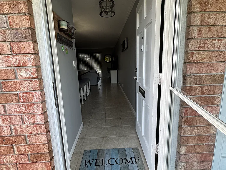 22 Comares Ave #2B — Photo 18