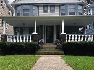 2634 Hampshire Rd, Cleveland Heights, OH 44106