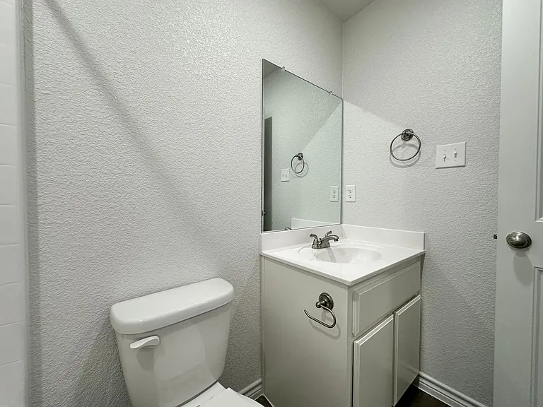 117A Dolphin Dr — Photo 21