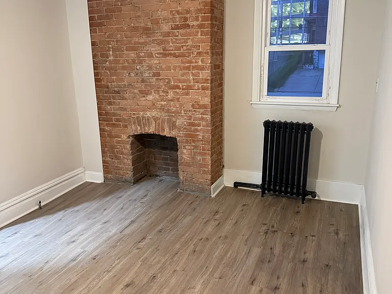 4917 Sciota St — Photo 5