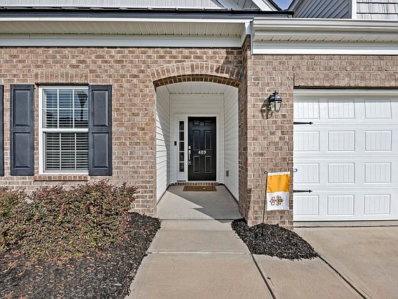 2nd image of 409 Layup Cir