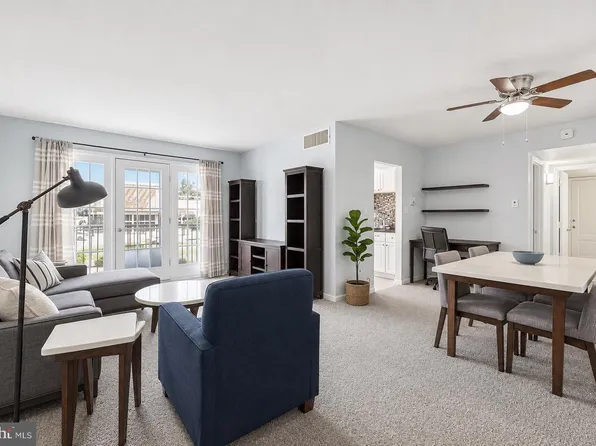 9471 Fairfax Blvd APT 301, Fairfax, VA 22031