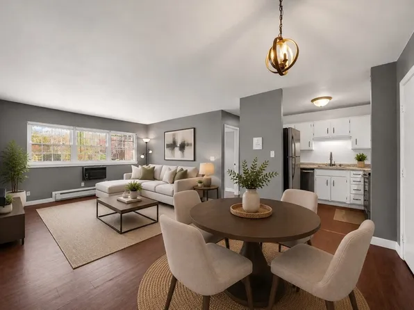 147 Milk St APT 16, Westborough, MA 01581