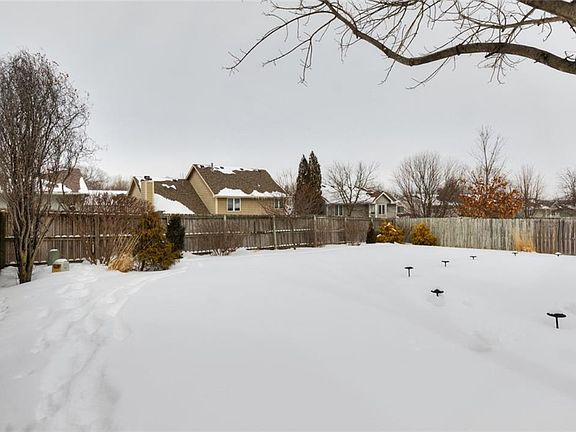 2nd image of 8919 Long Meadow Dr