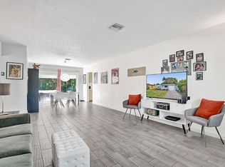 2836 Plunkett St, Hollywood, FL 33020