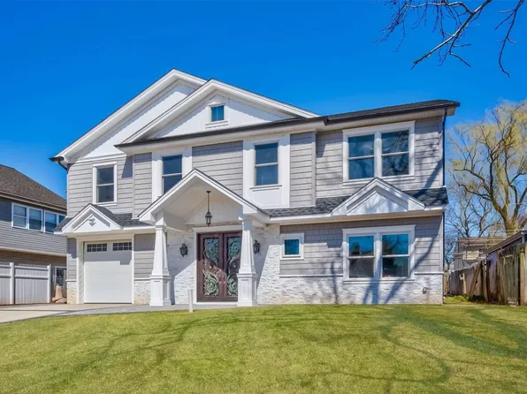 2476 Cypress Avenue, East Meadow, NY 11554