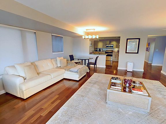 5th image of 165 Tremont St Unit 401