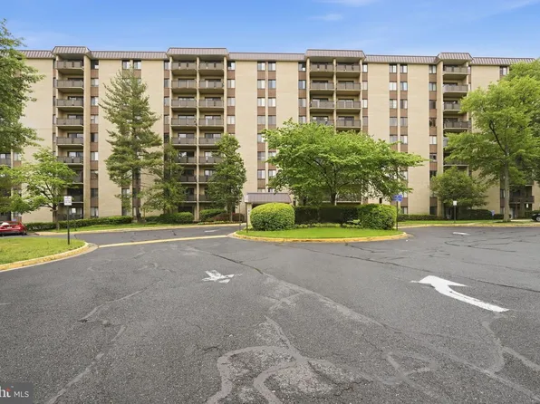 3101 S Manchester St APT 315, Falls Church, VA 22044