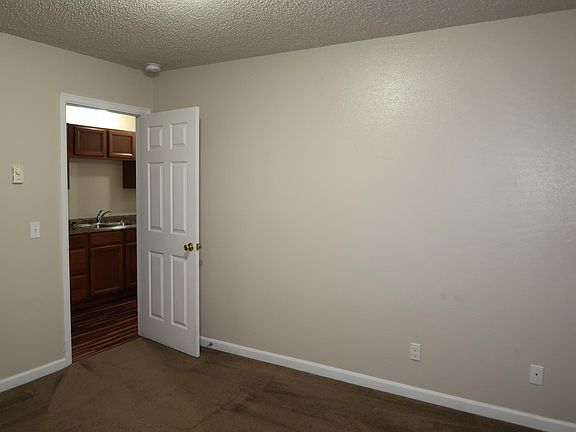 5th image of 170 E Whidbey Ave APT C2