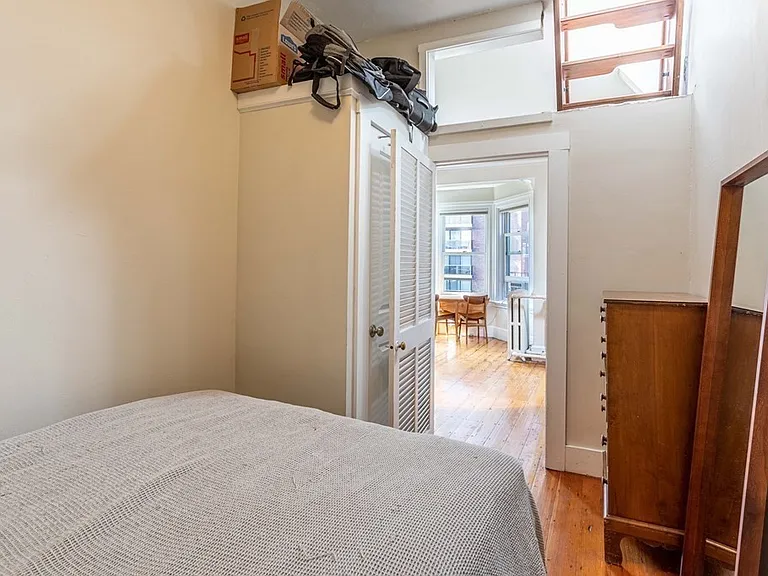 195 Beacon St #9 — Photo 11