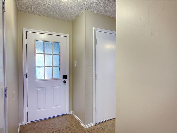 2nd image of 6353 Hunters Glen Dr