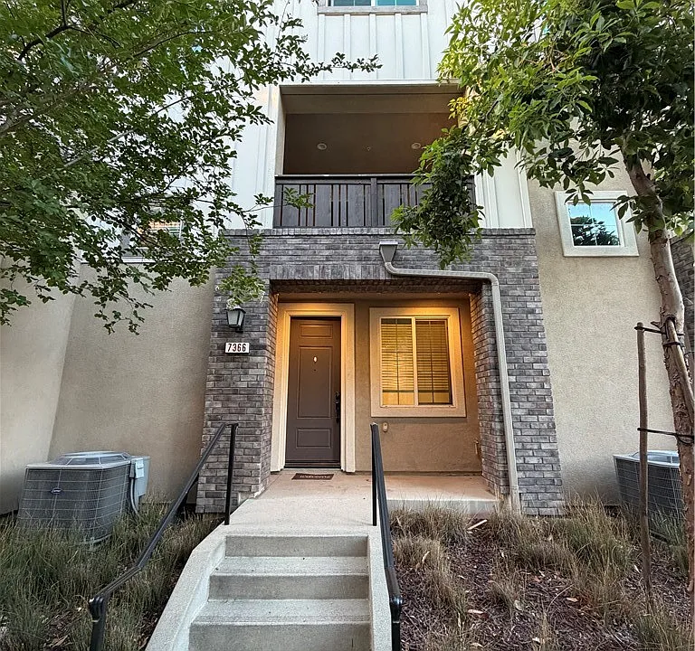 7366 Solstice Pl