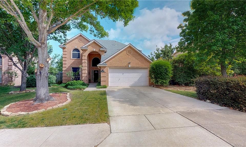 1st image of 6343 Lake Bluff Dr