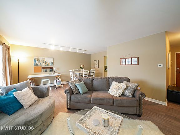 3rd image of 4224 Saratoga Ave APT 110