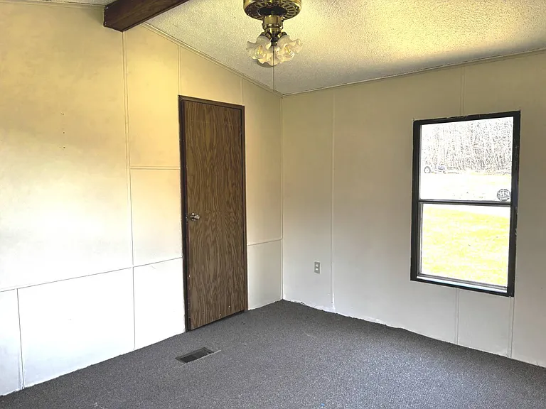 499 Tanzman Rd — Photo 9