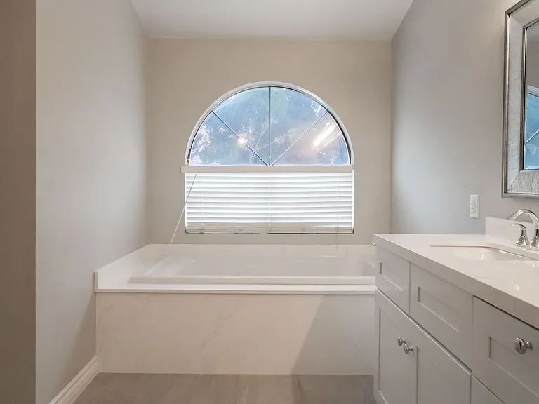10024 Sail Landing Ct — Photo 33