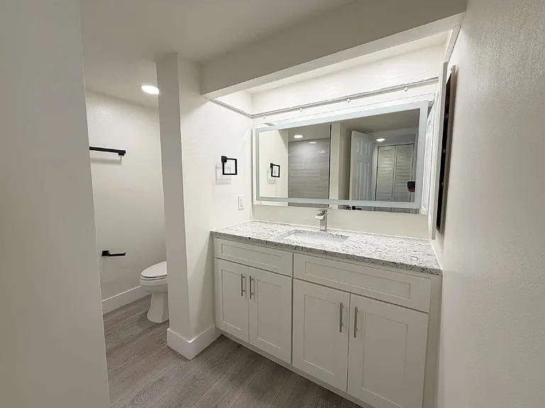 2618 Cove Cay Dr — Photo 10