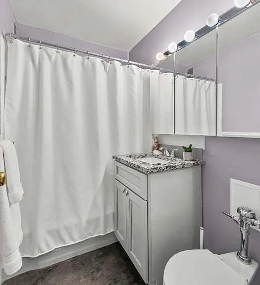 30 E Elm St #3D — Photo 12