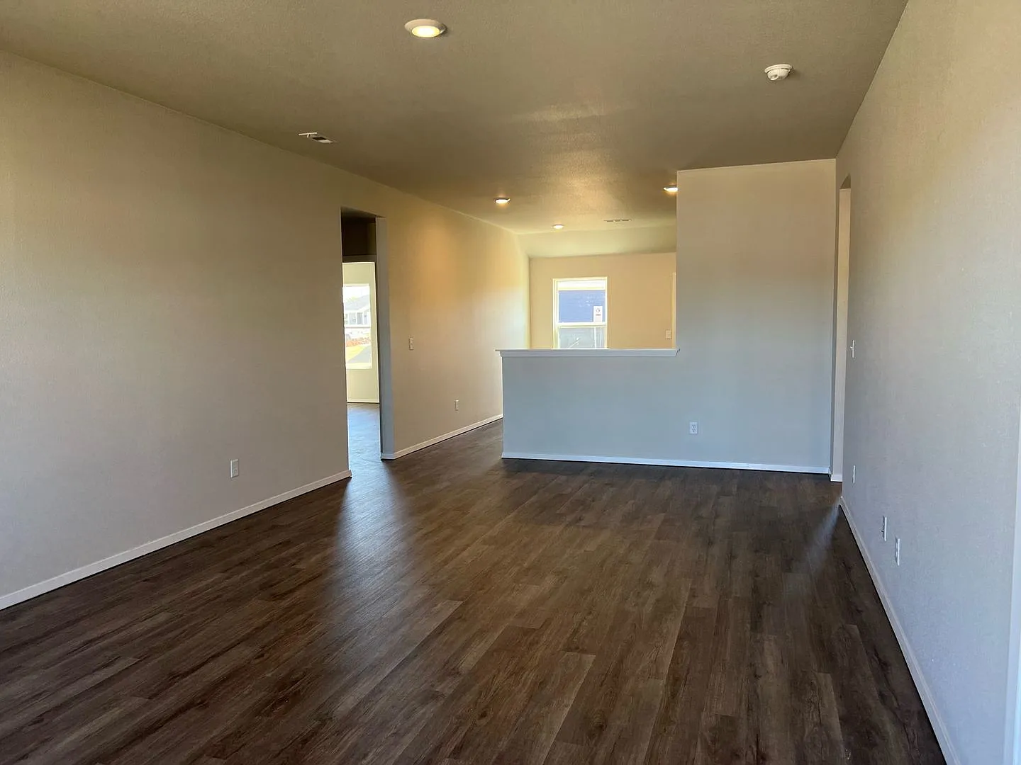 Leasing Special 1/2 Off First Months Rent!! Backyard Fencing Included!! Beautiful Brand New Homes... — Photo 3
