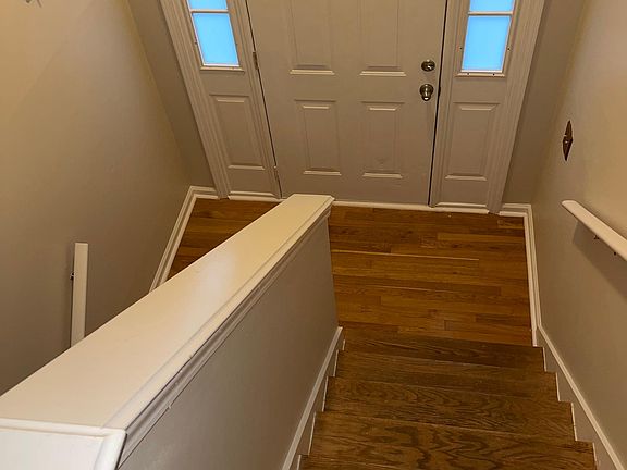 4th image of 3894 Welham Green Ct