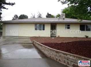 6105 Brenda Ave NE, Albuquerque, NM 87109
