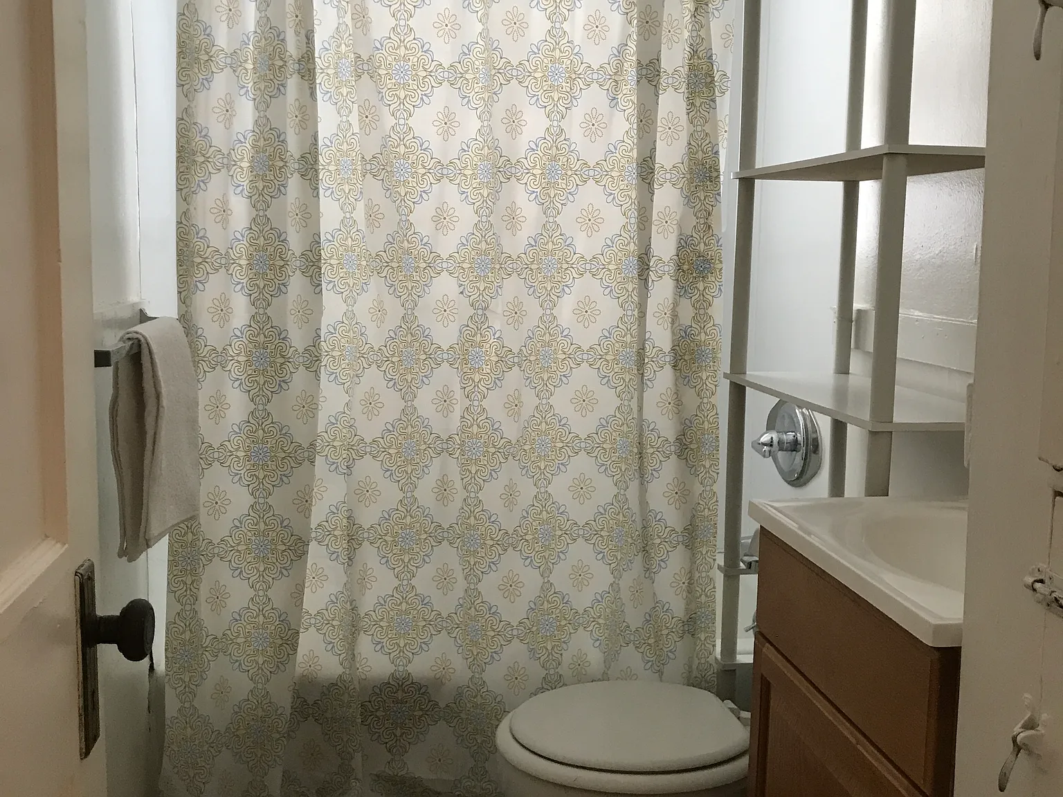 1 bed, 550 sqft, $1,495 — Photo 2