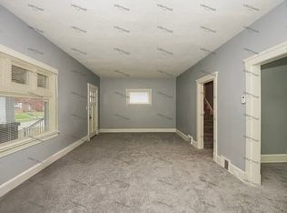 912 Yellowstone Rd #1, Cleveland, OH 44121