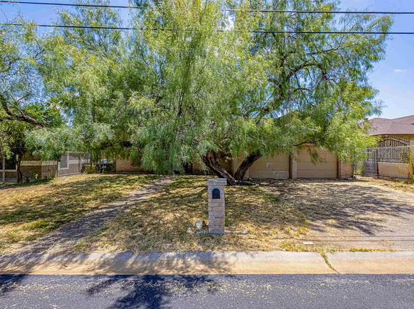 2017 Willow St, Laredo, TX 78043