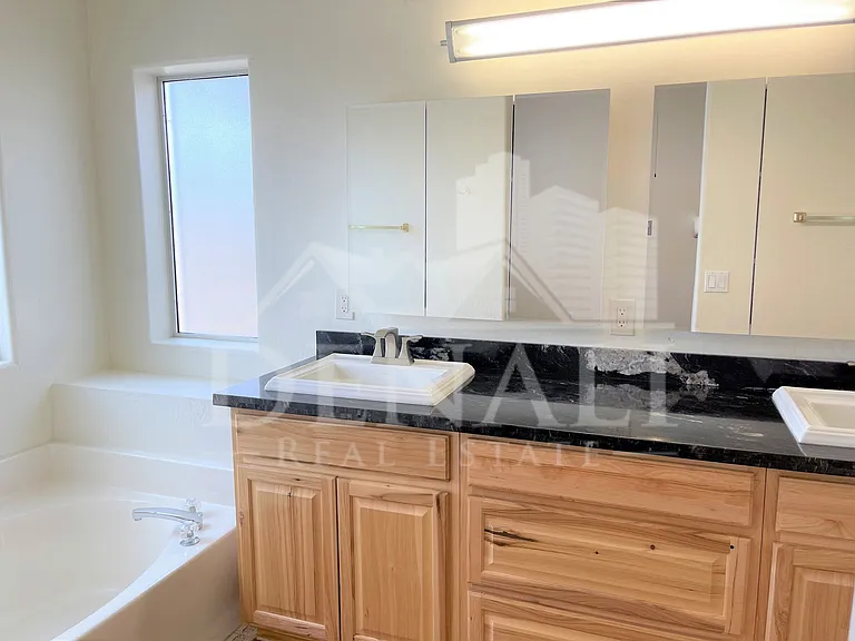 19636 N Coyote Lakes Pkwy — Photo 12