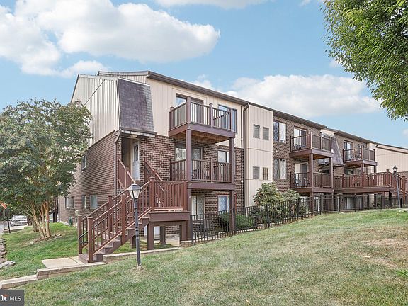2nd image of 5200 Hilltop Dr APT M-24