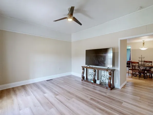 403 S Cleveland Ave, Hopkinsville, KY 42240