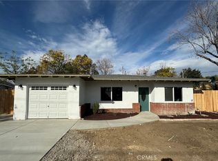 1584 W Summit Ave, Rialto, CA 92377