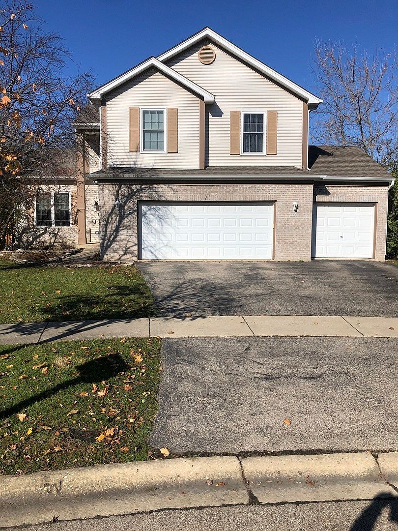 (Undisclosed Address), Lake In The Hills, IL 60156 | Zillow